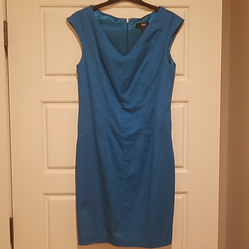 Blue dress 🐇